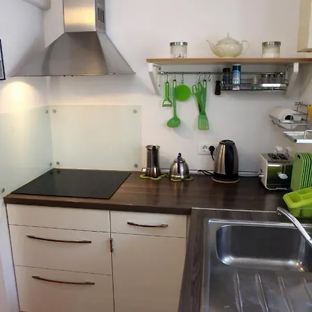 Spacious Piran Central Apartment For 5 Pax Bg Exterior photo