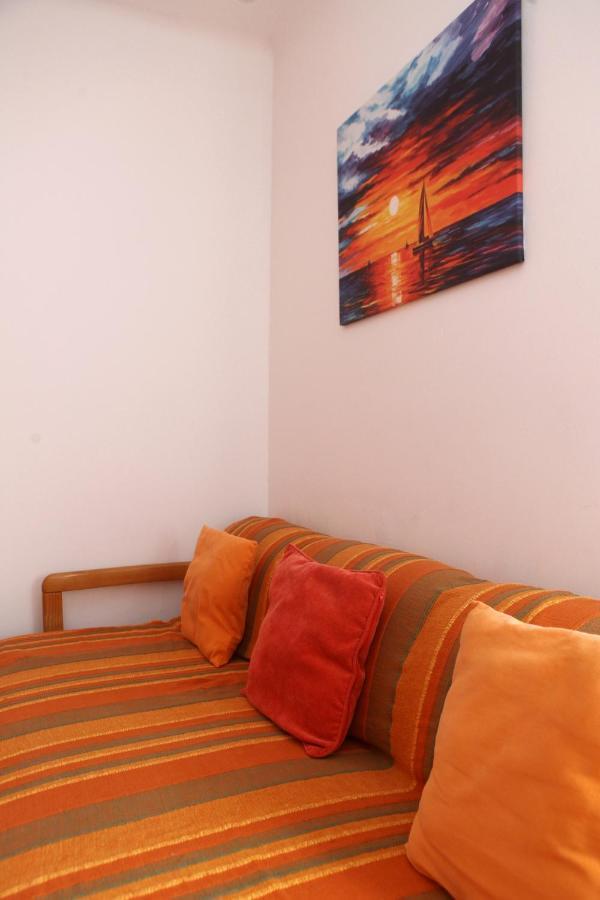 Spacious For 5 Pax Bg Apartment